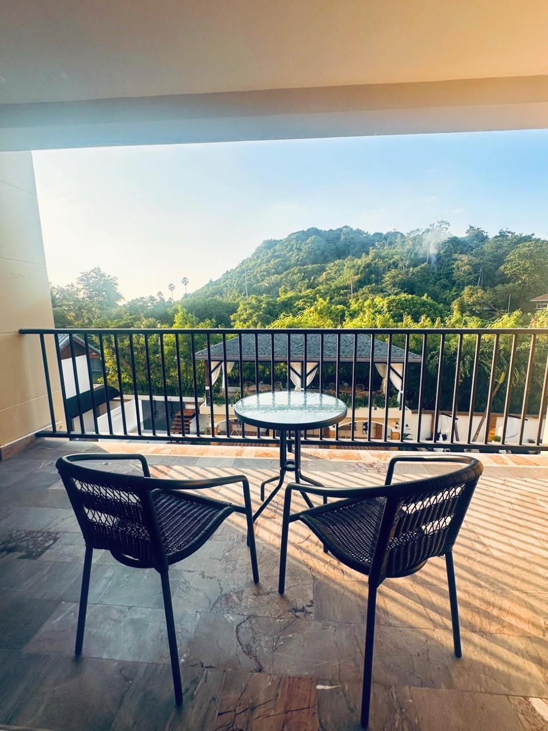 Ocean Pie Phuket - Adult Only Hotel Rawai Ngoại thất bức ảnh